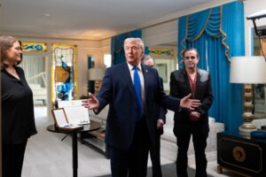 donald trump 3 - foto White house