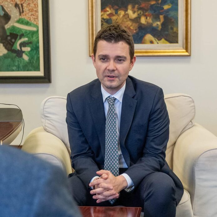 Тимчо Муцунски, министер за надворешни работи и надворешна трговија Тимчо Муцунски, министер за надворешни работи и надворешна трговија