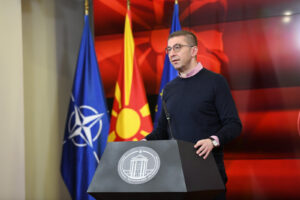 Premierot Hristijan Mickoski na pres konferencija za merki za naftata