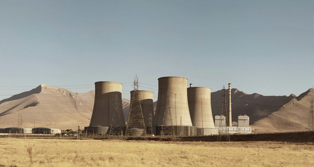 Iran elektrana-photo pey-khakbaz /Unsplash