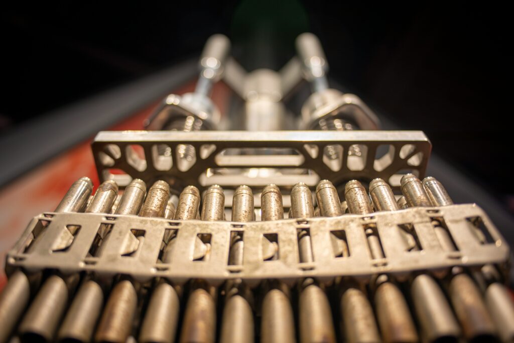 Zbogaten uranium, foto barrett-ward-unsplash