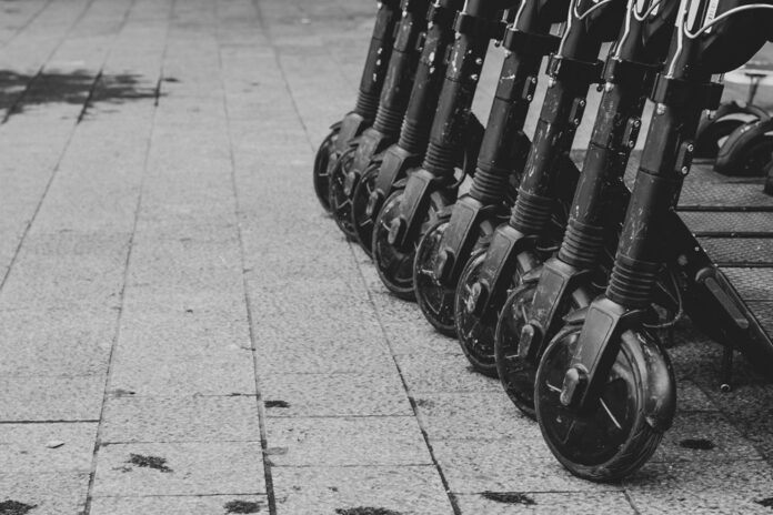elektricni-trotineti-pexels-vincent-ma-janssen