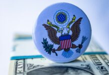 Ilustracija, USA, Dolar, Economy, tarifs Photo by Marek Studzinski on Unsplash