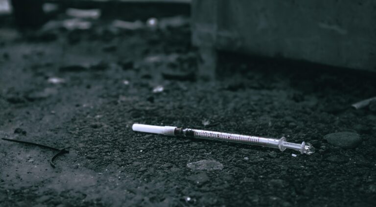 droga injekcija spric - foto Pixabay