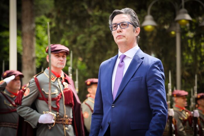 stevo-pendarovski-fb stevo-pendarovski-fb