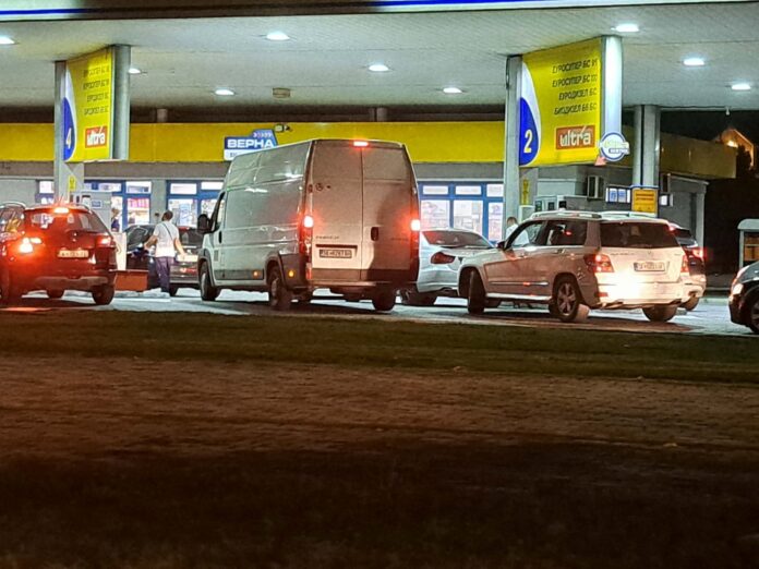 741453818_1029948599866084_6029974219072420666_n Koli cekaat red za poeftino gorivo