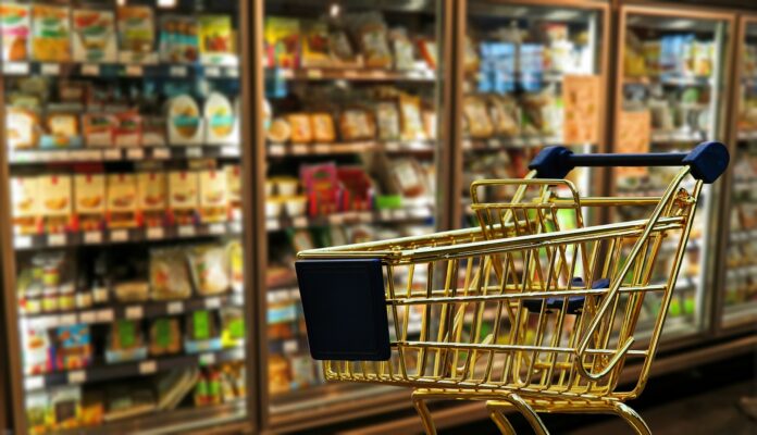 Kolicka za pazarenje vo market, foto alexas_fotos-pixabay
