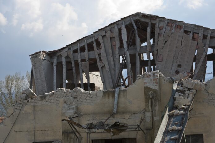 Image by Angelo Giordano, from pixabay.com Earthquake