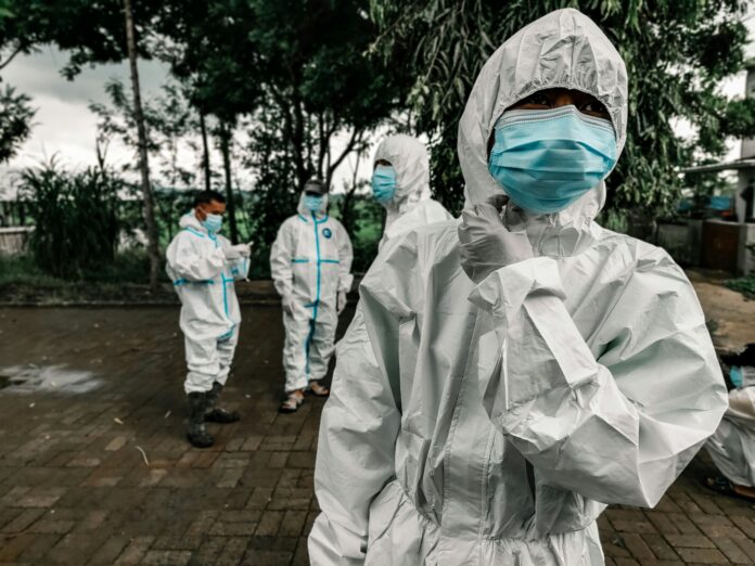 ebola - foto Gani Nurhakim / Unsplash
