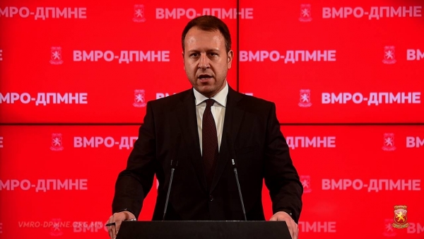 iGOR JANUSEV VLADA