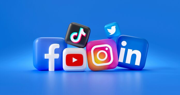 Facebook, Instagram, youtube ilustration - photo by Mariia Berezovsky on Unsplash