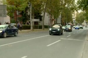 sin-vucic-rotacioni-svetla-n1-belgrad