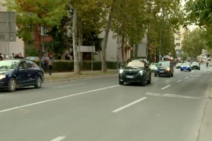 sin-vucic-rotacioni-svetla-n1-belgrad